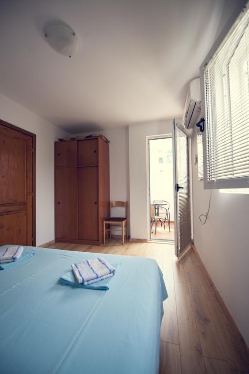 Lyon Apartments Budva Quarto foto