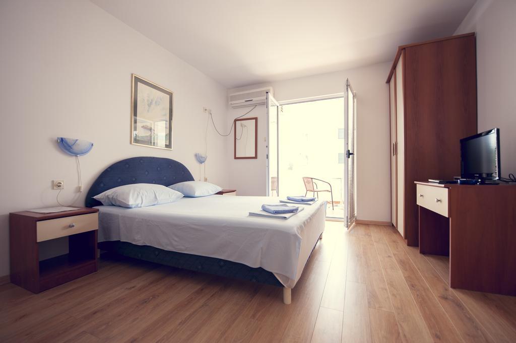 Lyon Apartments Budva Quarto foto