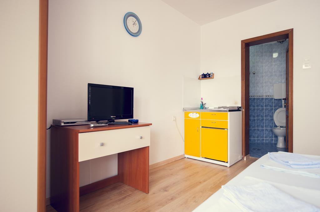 Lyon Apartments Budva Quarto foto